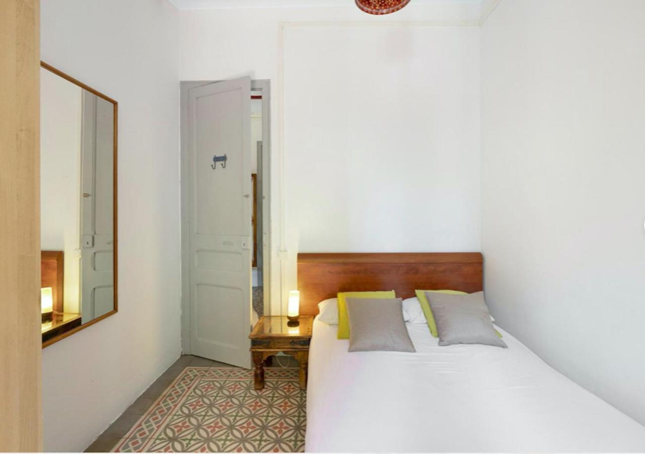 Great In Sagrada Familia With Balcony Appartement